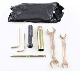 ZESTAW NARZĘDZI BENELLI 02100N100002