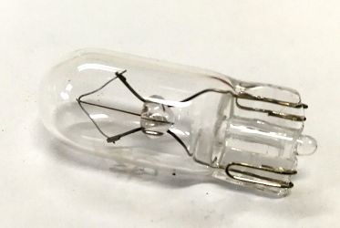 ŻARÓWKA KIERUNKOWSKAZU I LAMPY TYLNEJ 12V3,4W ZX 50 FILLY  MOVIE VITALITY KYMCO