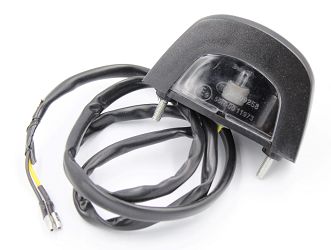 LAMPKA PODŚWIETLANIA TABLICY REJESTRACYJNEJ 82900P090000