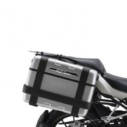 KUFRY BOCZNE ALUMINIOWE GIVI ZE STELAŻAMI TRK502X