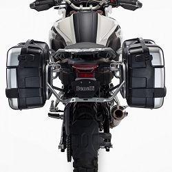 image 2 for KUFRY BOCZNE ALUMINIOWE GIVI ZE STELAŻAMI TRK502X