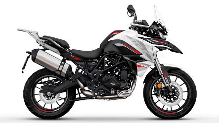 MOTOCYKL BENELLI TRK 702 BIAŁY (PEARL WHITE) 2024