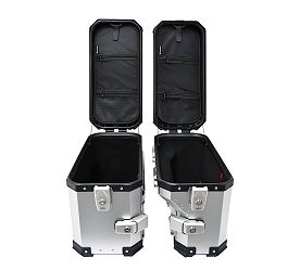 image 4 for ZESTAW 3 KUFRÓW ALUMINIOWYCH (30L ASYMETRYCZNY + 36L + 45L) COOCASE SREBRNY Z TORBĄ WEWNĘTRZNĄ