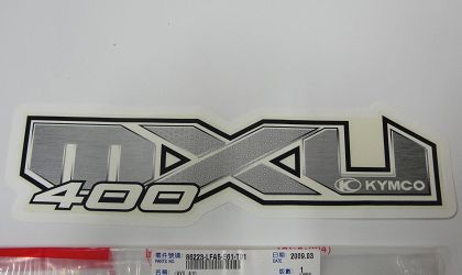 NAKLEJKA PRAWA NA ZBIORNIK PALIWA MXU 400 86223-LFA5-E61-T01