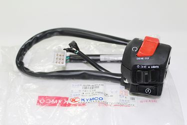 ZESPÓŁ PRZEŁĄCZNIKÓW PRAWY 3515A-ALD7-C10